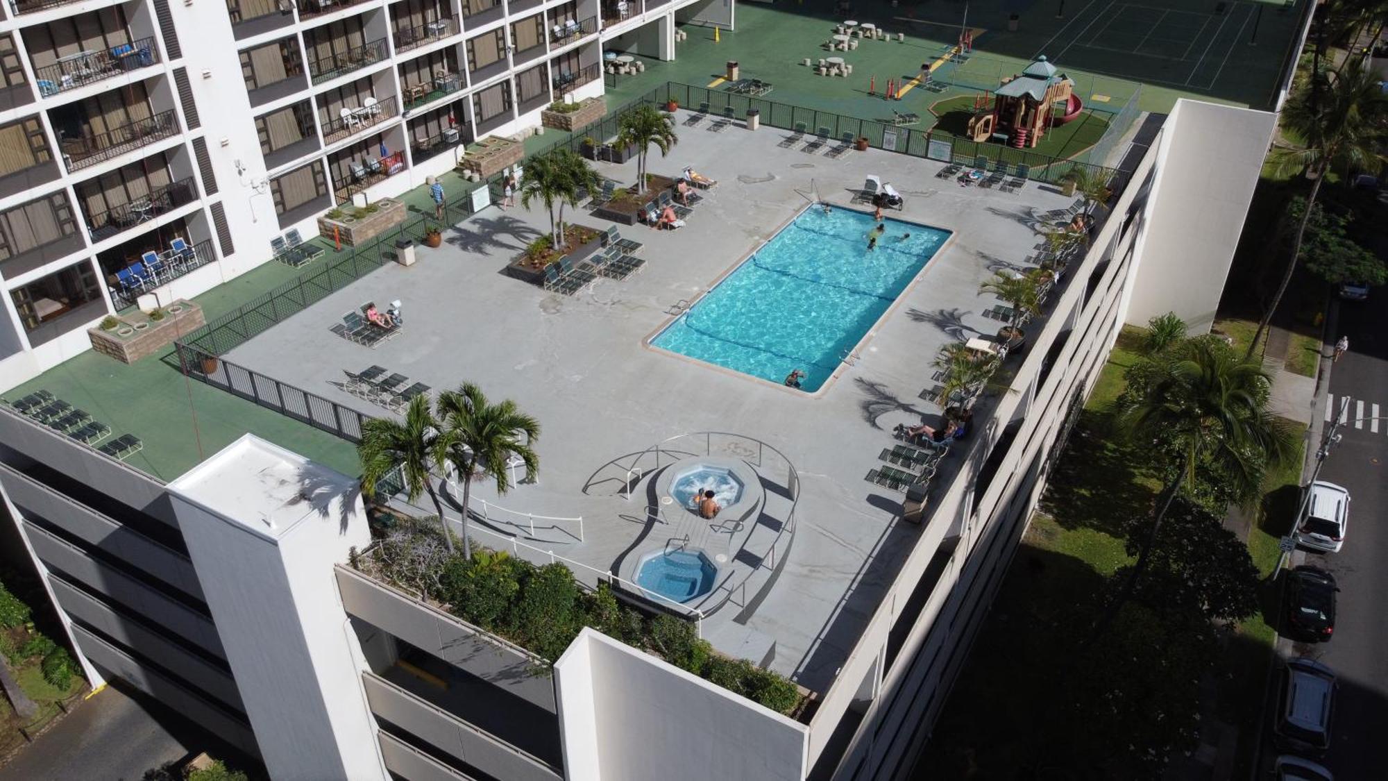 Newly Renovated ,1 Block To Waikiki Beach, Free Parking Apartamento Honolulu