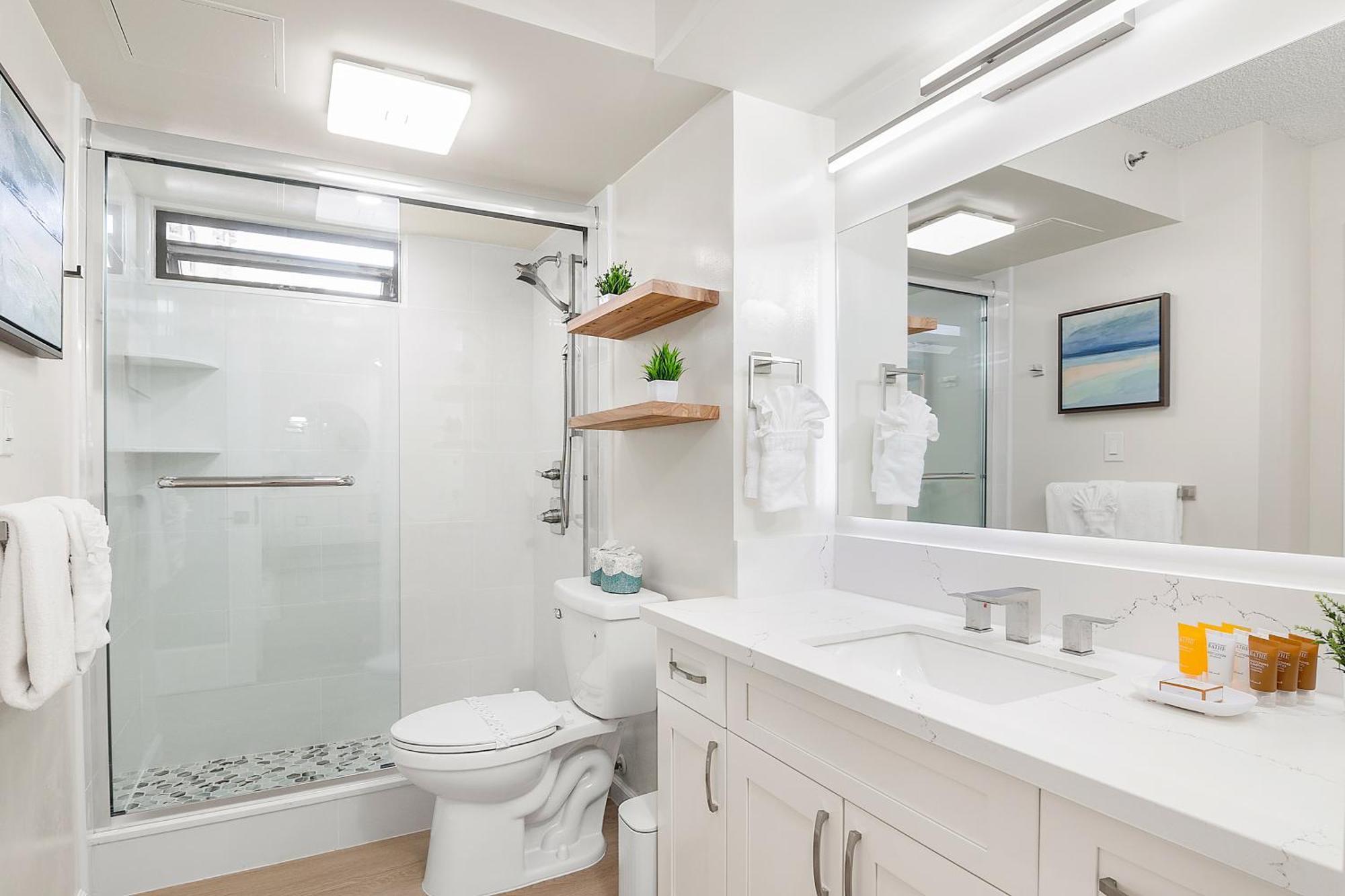 Apartamento Newly Renovated ,1 Block To Waikiki Beach, Free Parking *